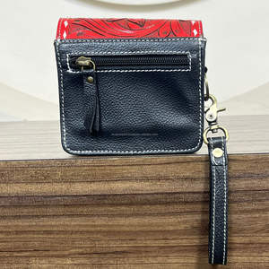 Nouveau Portefeuille Mini en Cuir Véritable de Vachette à Poils, Motif Floral Gravé, avec Dragonne pour Femme, Vente en Gros Usine - Product Image 5