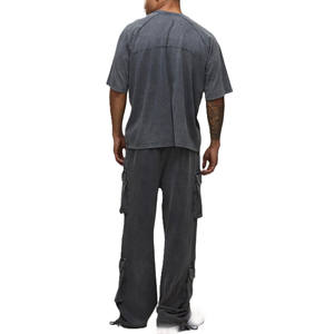 T-shirt décontracté pour homme en coton lavé style vintage avec empiècements raglan et broderie sur la poitrine – Production OEM - Product Image 2