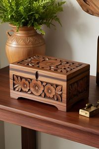 Caja de Almacenamiento de Madera Hecha a Mano, Estilo Rústico Rectangular, de Una Sola Capa, Tipo Vertical, con Diseño Floral Tallado, para Uso en Sala de Estar - Product Image 1