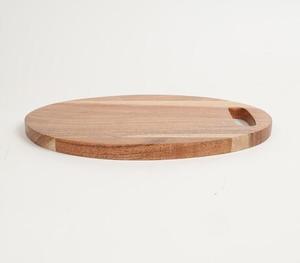 Planche à découper ronde en bois avec rainure pour les jus, durable, non toxique, antidérapante, pour une utilisation en cuisine - Product Image 2