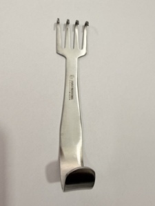 Retractor de Láminas Maxwell de Jamso Industries, 4 Puntas, 22 mm de Ancho, Acero Inoxidable Premium, Manual, Reutilizable, Ligero, para Uso Médico y Quirúrgico, con Certificación CE - Product Image 3