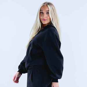 <b>Women's</b> Black Zipper-Up Cropped <b>Sweatshirt</b> Full Sleeve Solid Color Knitted Cotton Autumn Wear <b>V</b>-<b>Neck</b> Breathable Style - Product Image 3