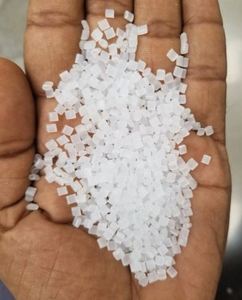 Granulés de résine HDPE blanche de qualité supérieure pour usage industriel, granulés de plastique recyclé durables, par l'exportateur au meilleur prix - Product Image 3