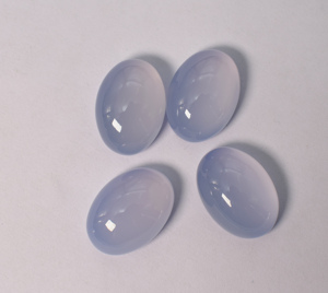 คาโบชองหินแคลเซโดนีสีน้ำเงินธรรมชาติ รูปไข่ 14x12 มม. ขนาดปรับเทียบแล้ว หินแคลเซโดนีสีน้ำเงิน ด้านหลังแบน หินเม็ดเดี่ยว สำหรับทำเครื่องประดับ - Product Image 3