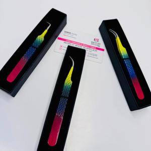Pince à cils isolante à 90 degrés pour extensions de cils volume, en acier inoxydable, antidérapante, option logo personnalisé, couleur arc-en-ciel - Product Image 4