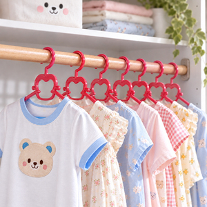 Small 28cm Baby <b>Plastic</b> Hangers Non Slip Strap <b>Hooks</b> Kids Garment Hanger Set Children Boutique Clothes Shop Supermarket - Product Image 1