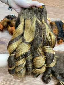 Wholesale Factory Price Raw Hair Bundles Steam Bouncy <b>Curly</b> Weft Hair <b>Extensions</b> Available in Many Colors - Product Image 3
