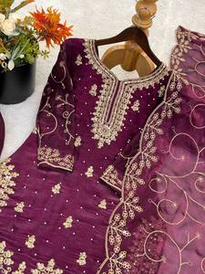 Ensemble Salwar Kameez brodé violet avec sequins, tenue indienne pakistanaise pour mariage et fêtes, pour femmes - Product Image 6