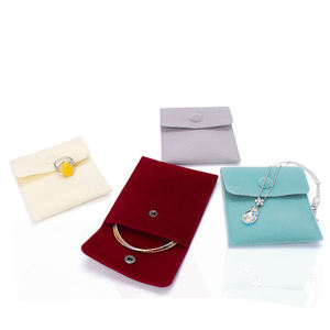 กระเป๋าใส่เครื่องประดับกำมะหยี่นุ่มทรงสี่เหลี่ยมผืนผ้าแบบกระดุมแป๊ก สำหรับเก็บสร้อยข้อมือ สร้อยคอ แหวน - ถุงบรรจุภัณฑ์อเนกประสงค์ - Product Image 1