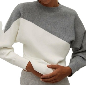 ชุดวอร์มผู้หญิงแบบกำหนดเอง - Product Image 1