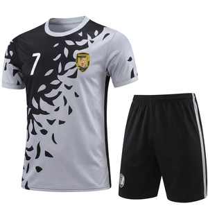 Custom Football Men's Soccer Jersey 100% Polyester <b>Mesh</b> Breathable O-Neck Short Sleeve Summer Football Uniform Elastic Waist - Product Image 2