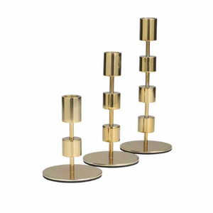 Vente en gros de porte-bougie abstrait artisanal en aluminium doré |   Support de bougie flottant moderne pour la décoration de la maison et des hôtels - Product Image 1
