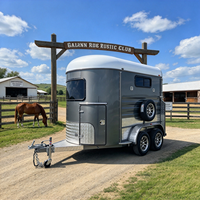 Remorque pour chevaux 2HSL-S avec fenêtres télescopiques réglables, chargement direct, système de sécurité d'évacuation rapide et plancher en aluminium anti-corrosion