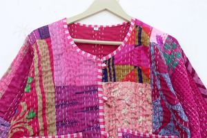 Chaqueta Acolchada Kantha Patchwork Colorido En Seda Y Algodón Con Botones Pequeños - Product Image 6