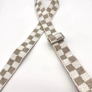 Correa para bolso con cuentas plateadas y blancas, Correa para bolso para el día del partido, Correa plateada para bolso, Correa transparente para bolso, Correa para cámara, Accesorio con cuentas - Product Image 1