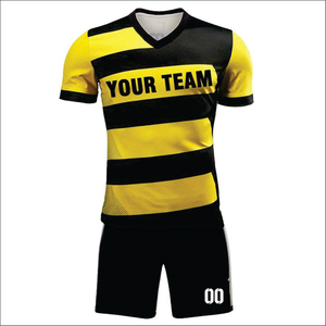 บริการ OEM ชุดฟุตบอลแบบซับลิเมชั่นเนื้อนุ่ม โพลีเอสเตอร์ 100% สำหรับฤดูร้อน พร้อมปักชื่อทีม ผู้ผลิตมืออาชีพ ชุดฟุตบอลสำหรับทุกเพศ - Product Image 2