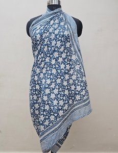 New Arrival Summer Custom Printed Mandala Print <b>Sarongs</b> Beachwear Pareo Sexy Women Beach <b>Sarong</b> with Tassel - Product Image 5