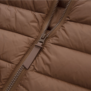Vente chaude – Manteau matelassé pour homme de haute qualité, fabriqué sur mesure, vente en gros, manteau décontracté, manteau d'hiver chaud, veste rembourrée - Product Image 4