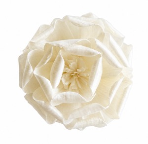 ดอกไม้ไม้โซล่า VADEE SOLA WOOD FLOWER ดอกกุหลาบทำมือแบบยั่งยืน รุ่น 001 ขนาด 11 ซม. สำหรับวันรับปริญญา วันแม่ วันวาเลนไทน์ - Product Image 1