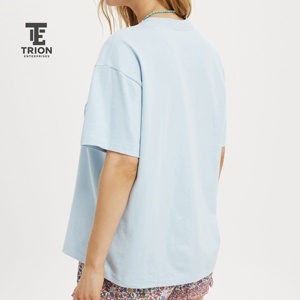 เสื้อยืดผู้หญิงคุณภาพสูง แขนสั้น คอกลม ปักลายดอกไม้ สวมใส่สบายๆ ทรงหลวม เหมาะสำหรับฤดูใบไม้ผลิและฤดูร้อน ผลิตจากผ้าฝ้ายถัก 100% - Product Image 2