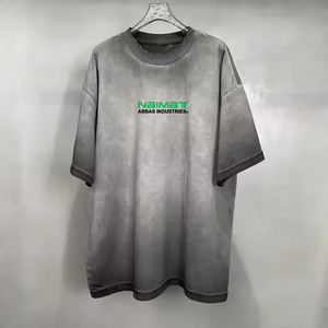 เสื้อยืดคอตตอนถักทรงโอเวอร์ไซส์สำหรับผู้ชาย น้ำหนัก 230 กรัม ผ้าคอตตอนหนา 100% ระบายอากาศได้ดี ลวดลายวินเทจฟอกสี  โลโก้ด้านหน้าปรับแต่งได้ - Product Image 1