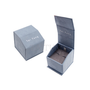 Blue short velvet jewelry <b>box</b> <b>earring</b> <b>box</b> packaging can be customized - Product Image 1