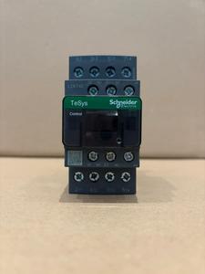 Contactor Schneider TeSys D Control LC1DT40M7 4P 40A AC-1 220V 50/60Hz Trifásico Fabricado en Indonesia - Product Image 4
