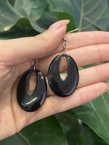 Boucles d'oreilles modernes en corne de buffle de haute qualité, forme naturelle, design magnifique, écologiques, faites à la main, polies, artisanat de mariage MN - Product Image 2