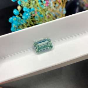 Diamante de laboratorio con corte esmeralda, verde intenso y radiante, con claridad VVS VS, certificado, gema premium para uso en joyería fina. - Product Image 5