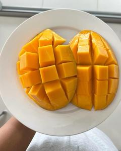 Mango Fresco Premium Más Vendido, Mango Amarillo a Bajo Precio, Fruta de Mango Fresca de Pakistán - Product Image 1