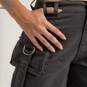 Shorts en jean pour femmes, taille haute, coupe slim, extensibles, effet usé, décontractés, pour l'été, avec impression de logo personnalisée, vente en gros - Product Image 6