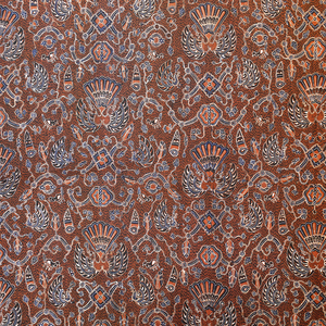 Tela de Algodón Batik Tulis Indonesiana Hecha a Mano con Diseño Tradicional Sidomukti Banyu Mili, Color Sogan Marrón, Textil Premium - Product Image 2