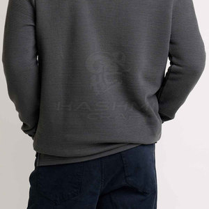 Sweat-shirt classique pour homme à col zippé, manches longues, tissu doux et chaud, coupe confortable, parfait pour l'entraînement sportif - Product Image 3