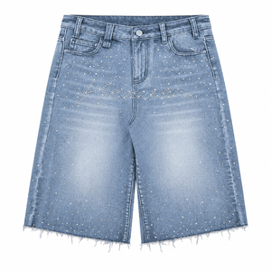 Short en jean taille haute pour femme, style Y2K, orné de strass et de perles de cristal, coupe Bermuda, ourlet brut, streetwear, en denim bleu déchiré - Product Image 2