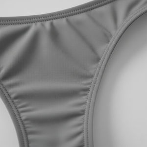 ชุดบิกินี่ 2 ชิ้น คุณภาพดี ขายส่งสำหรับผู้หญิง ระบายอากาศได้ดี แห้งเร็ว ชุดว่ายน้ำชายหาดฤดูร้อน ดีไซน์ทันสมัย พร้อมโลโก้ด้านหน้า - Product Image 3