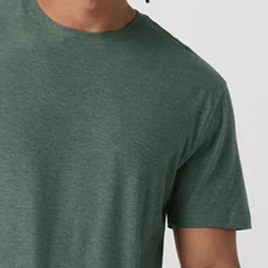 T-shirt col rond moderne pour homme avec logo – Collection été tendance / Design uni avec logo - Product Image 4