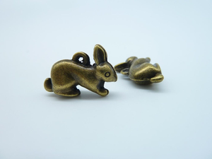 Vintage Style Brass Rabbit Keychain Handmade Solid Brass <b>Key</b> <b>Ring</b> with Custom Logo for Car <b>Keys</b> <b>Bags</b> Backpack Promotional Gifts - Product Image 3