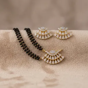Collar Bhargavi Modern Mangal Sutra al por Mayor para Mujer, Chapado en Oro, Cadena con Cuentas Negras, Joyería Minimalista India para Bodas y Uso Diario - Product Image 4
