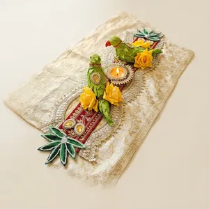 Tapisserie Murale Traditionnelle Brodé Art Déco en Tissu avec Motifs Perroquets et Roses pour Anniversaire, Diwali, Décoration Intérieure, Salon - Product Image 4