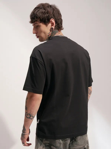 เสื้อยืดสีดำสำหรับผู้ชาย ทรงปกติ แขนสั้น ลำลอง คอกลม ผ้าเจอร์ซีย์ คอตตอน - Product Image 3