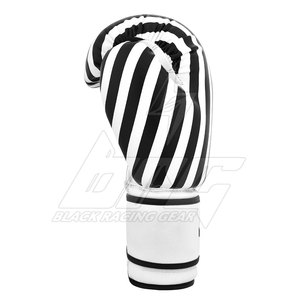 ถุงมือชกมวยหนังแท้ปักโลโก้ตามสั่ง สำหรับเด็ก ถุงมือชกมวยแบบเต็มนิ้ว - Product Image 5