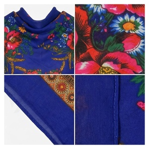 Pañuelo de Seda Cuadrado para Mujer, Estampado Floral, Estilo Étnico, Multifuncional, Accesorio para Todas las Temporadas - Product Image 4