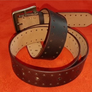 Cinturón de Cuero Genuino de Piel de Vaca para Hombre, Estilo Clásico Casual y Formal, Hebilla de Aleación Resistente, Cómodo y Transpirable - Product Image 4