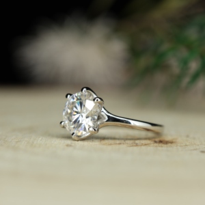 Lady's Fashion 925 Sterling Silver Gold Plated Prong Setting Moissanite 1ct 2ct Engagement Ring - Product Image 4