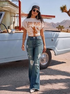 Jean en denim vintage taille haute coupe bootcut pour femme, longueur genou, en coton - Product Image 1