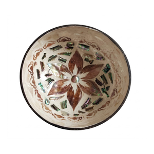Tazón de cáscara de coco con detalles grabados a mano, material ecológico, textura pulida elegante para cocinas modernas. - Product Image 2