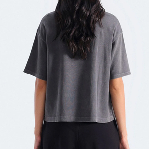 เสื้อยืดคอกลมทรงปกติสำหรับผู้หญิง สีพื้น ผ้าฝ้าย 100% ผ้าฟลีซถัก ระบายอากาศได้ดี เป็นมิตรกับสิ่งแวดล้อม ป้องกันรอยยับ สไตล์มินิมอล - Product Image 2