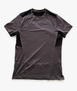 Camiseta Deportiva de Compresión para Hombre, de Secado Rápido, Manga Corta, para Gimnasio, Fitness, Running, Fabricante OEM ODM - Product Image 1