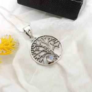 Colgante de Árbol de la Vida con Piedra Lunar Arcoíris, Plata de Ley 925, Hecho a Mano, Joyería de Piedras Preciosas Naturales, Regalo para Mujer - Product Image 1