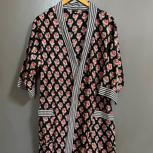 Robe de maison en velours à imprimé floral indien de luxe, kimono unisexe en coton, style bohème, chaud pour l'hiver, cadeau de Noël - Product Image 1